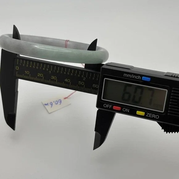 Jade Bangle - Picture 4 of 6